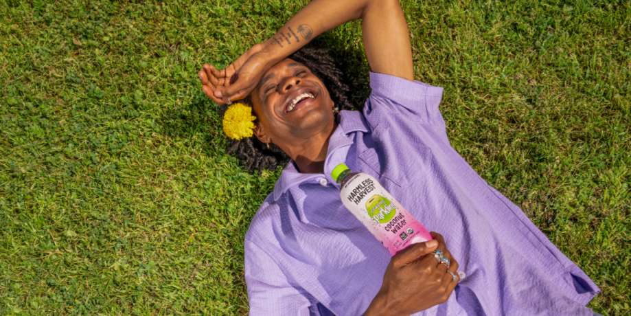 Refresh a Friend - Harmless Harvest | Organic Coconut Water